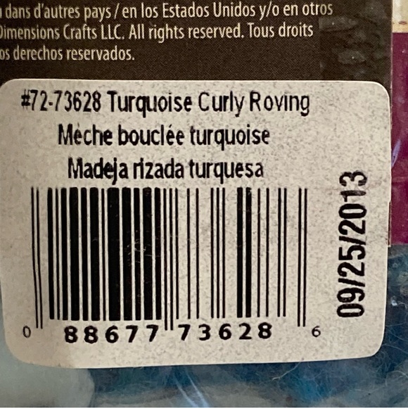 6 Dimensions FeltWorks 100% Wool Turquoise Curly Roving 0.25oz Needle Felting - Picture 7 of 15